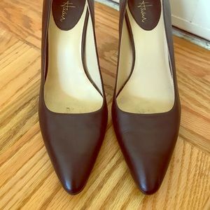 Cole Haan size 9 heel